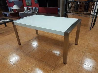 MESA CRISTAL